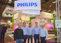 Niko Grönberg, Dennis van Dijk, Stefan van der Voort, Dario Pobric and Erik Jansen of Philips Horti LED